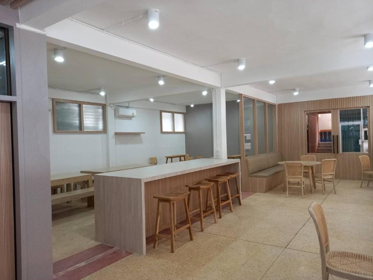 Sataya Apartment Maha Sarakham Buitenkant foto