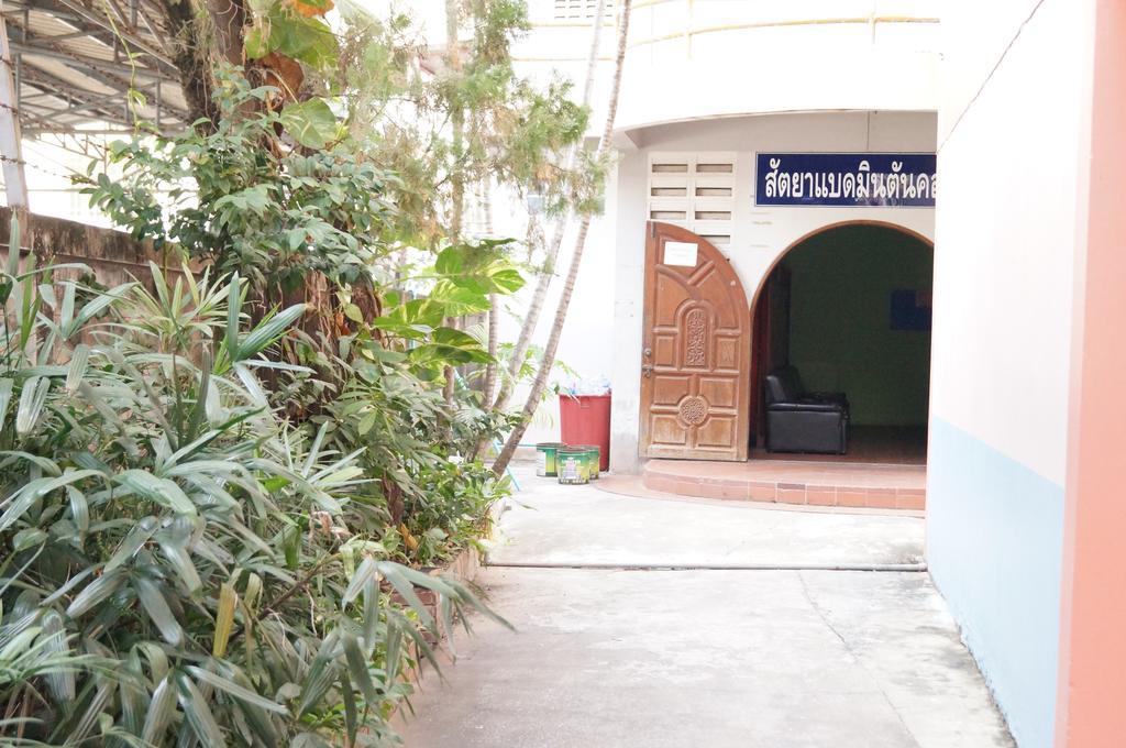 Sataya Apartment Maha Sarakham Buitenkant foto