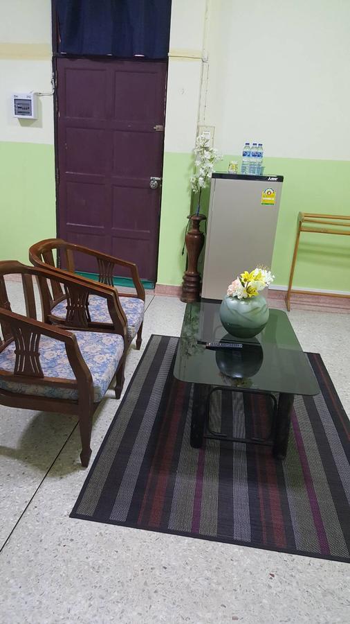 Sataya Apartment Maha Sarakham Buitenkant foto