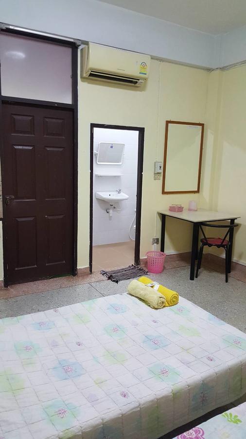 Sataya Apartment Maha Sarakham Buitenkant foto